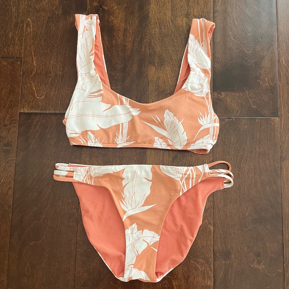 Roxy Swim Set